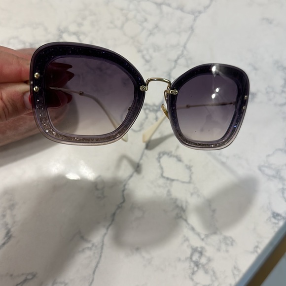 ❤️Miu Miu Purple Cat eye Sunglasses with Sparkles! ❤️🕶️ - Picture 3 of 8